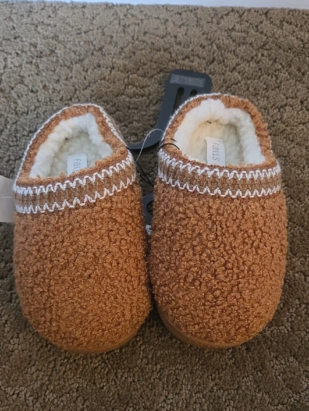 Girls FALLS CREEK Berber Scuff Slippers Size 10/11 12/13 1/2 3/4  Brown NWT